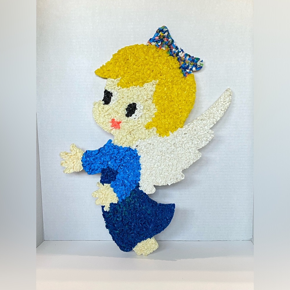 Vintage 1960’s Melted Popcorn Plastic Christmas Angel Decoration RARE.